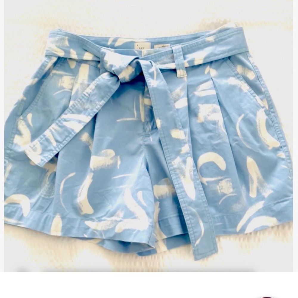 A New Day Sky Blue and White Shorts size 6. 31”